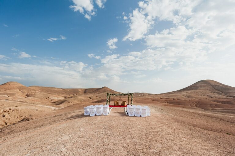 ceremonie laique dans le desert de marrakech au maroc