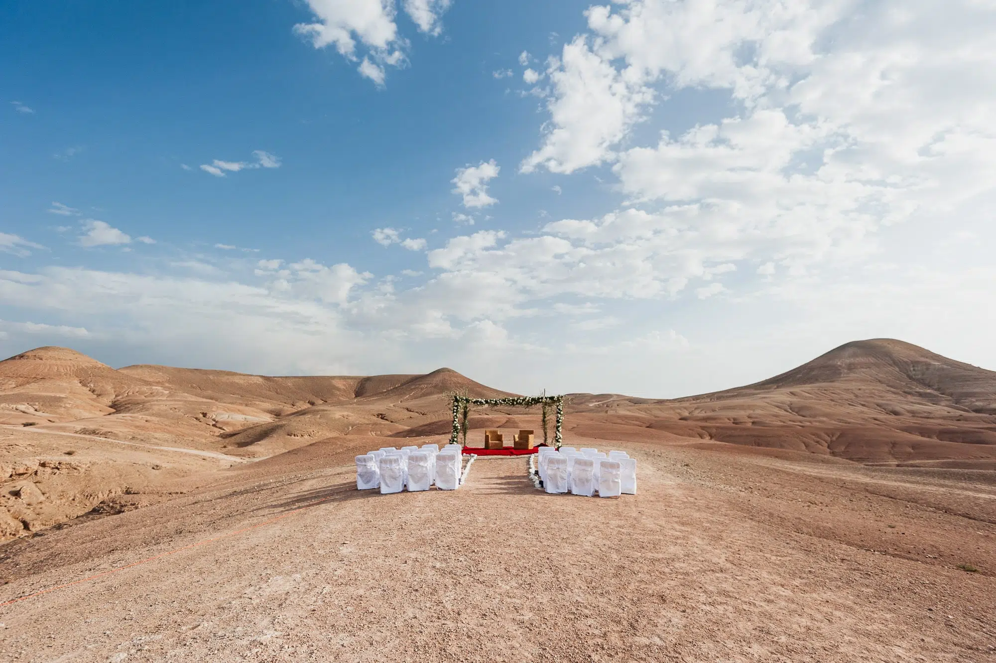 ceremonie laique dans le desert de marrakech au maroc