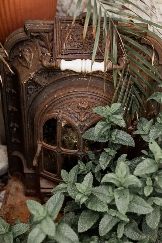 detail fontaine rouille