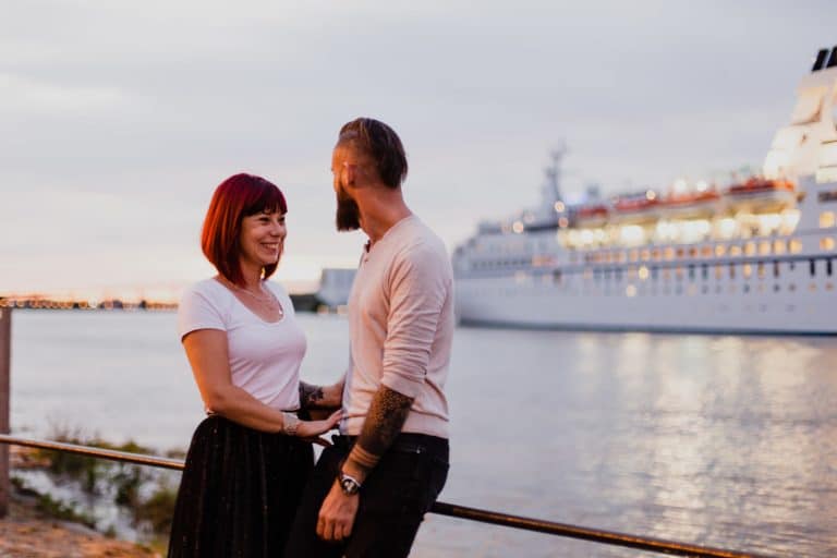 couple bateau croisiere