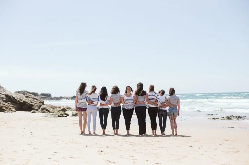 groupe fille plage