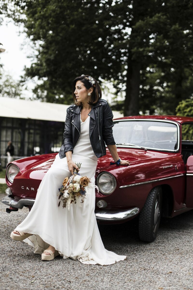mariée voiture ancienne