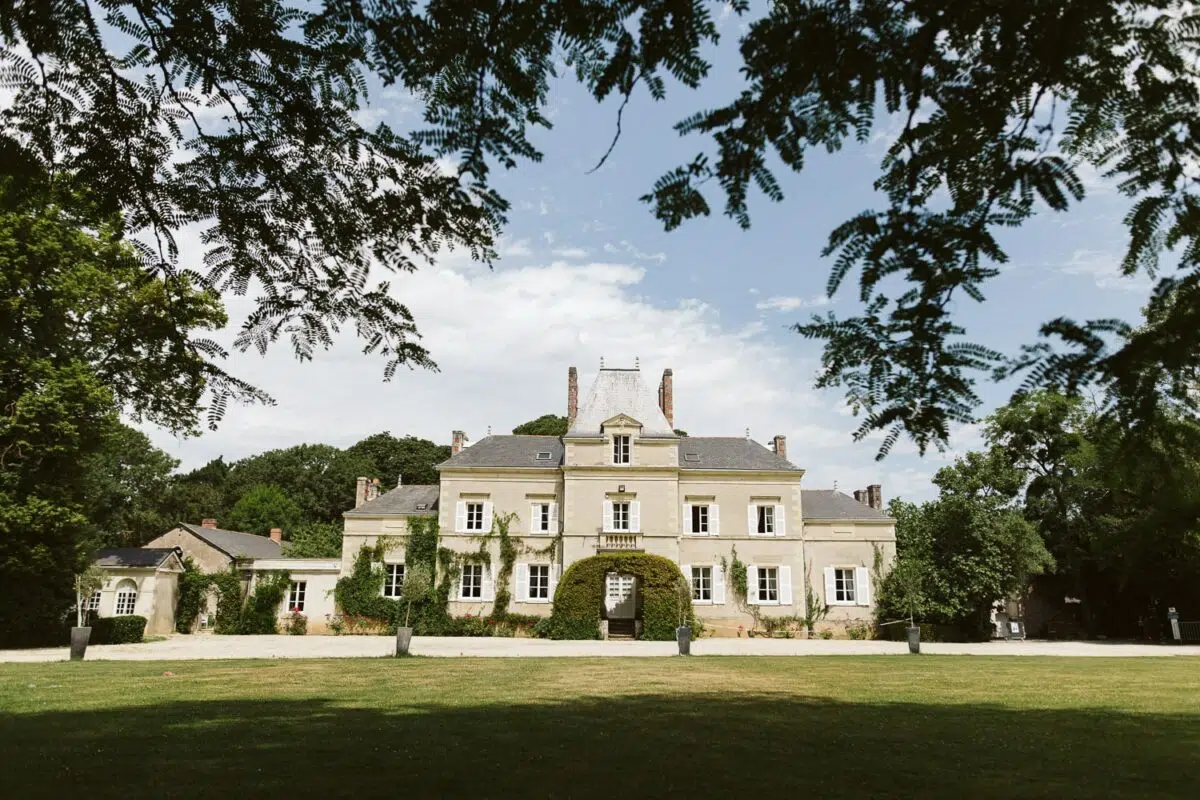 vue du chateau de la pigossière à Pont saint Martin depuis le parc