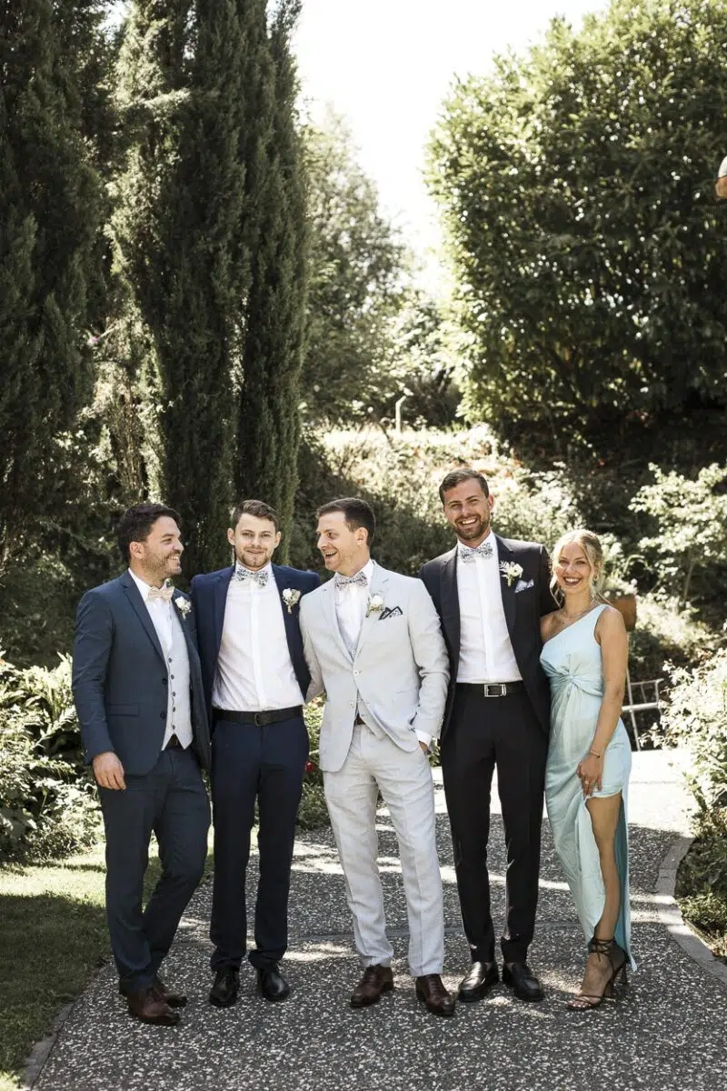 photo du marié et ses témoins à st Rémy en Mauges